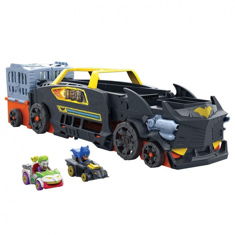 Hot Wheels RacerVerse Batman's Escape Chase Track Set