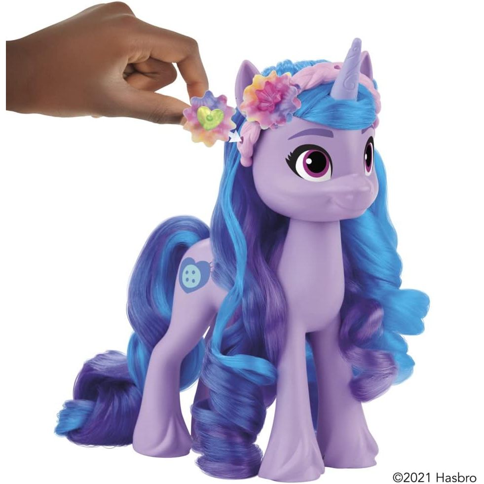 My Little Pony: A New Generation The Pretty Unicorn Izzy Moonbow Playset