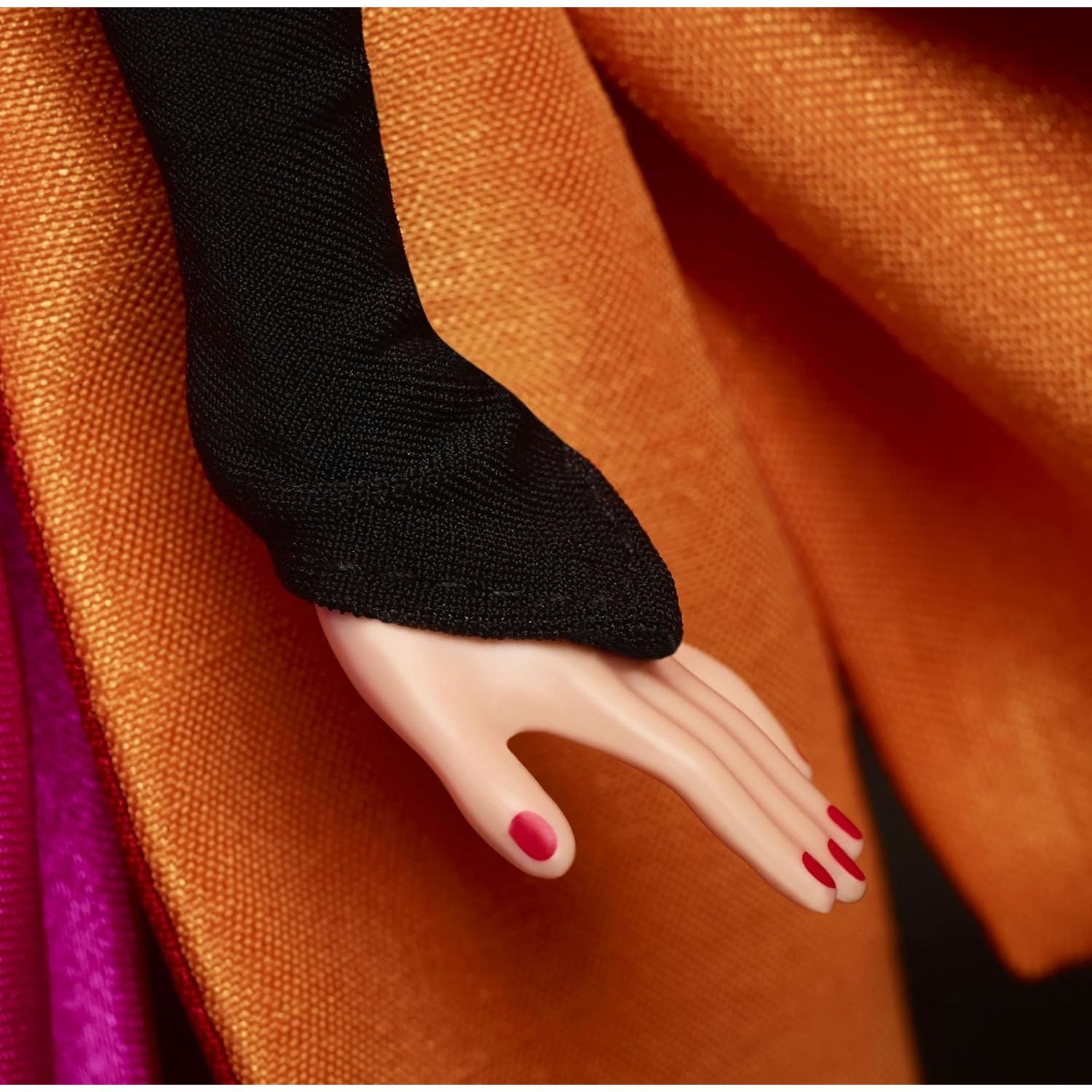 Barbie Signature Styled by Design Doll 1 Suim Noh