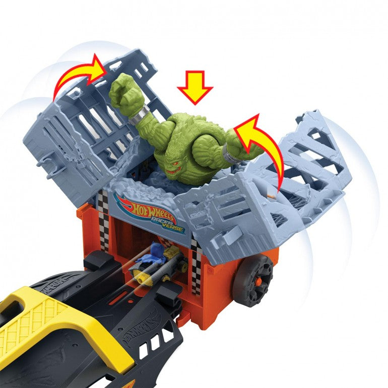 Hot Wheels RacerVerse Batman's Escape Chase Track Set